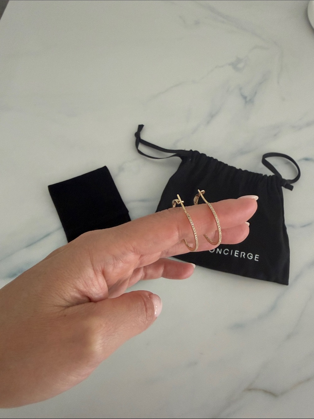 Ring Concierge 14k gold diamond hoop earrings size medium